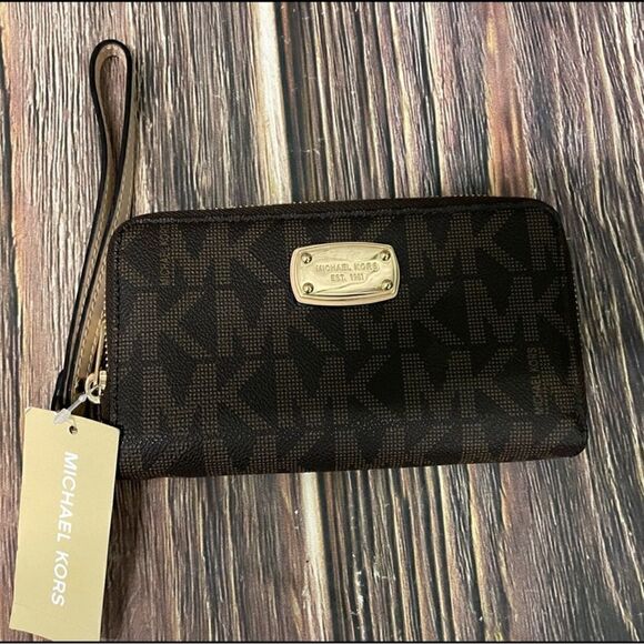 MICHAEL KORS JET SET WALLET SIGNATURE BROWN AND GOLD HARDWARE - Picture 11 of 14